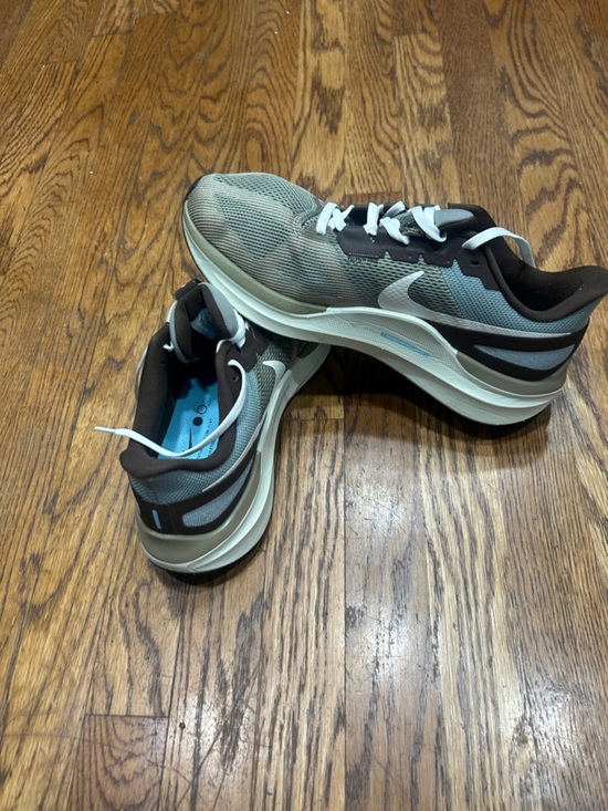 Nike Men’s Size 10 Olive Green and Brown Mesh Running Sneakers with White Laces main image 6